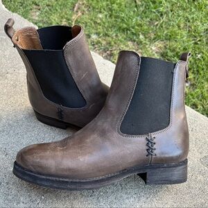 Frye Mellisa Chelsea Boots Women's 9B Slate Brown Antique Leather Western Heel